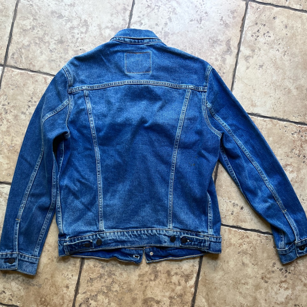 Levi’s Denim Jacket (women) - Picture 4 of 6